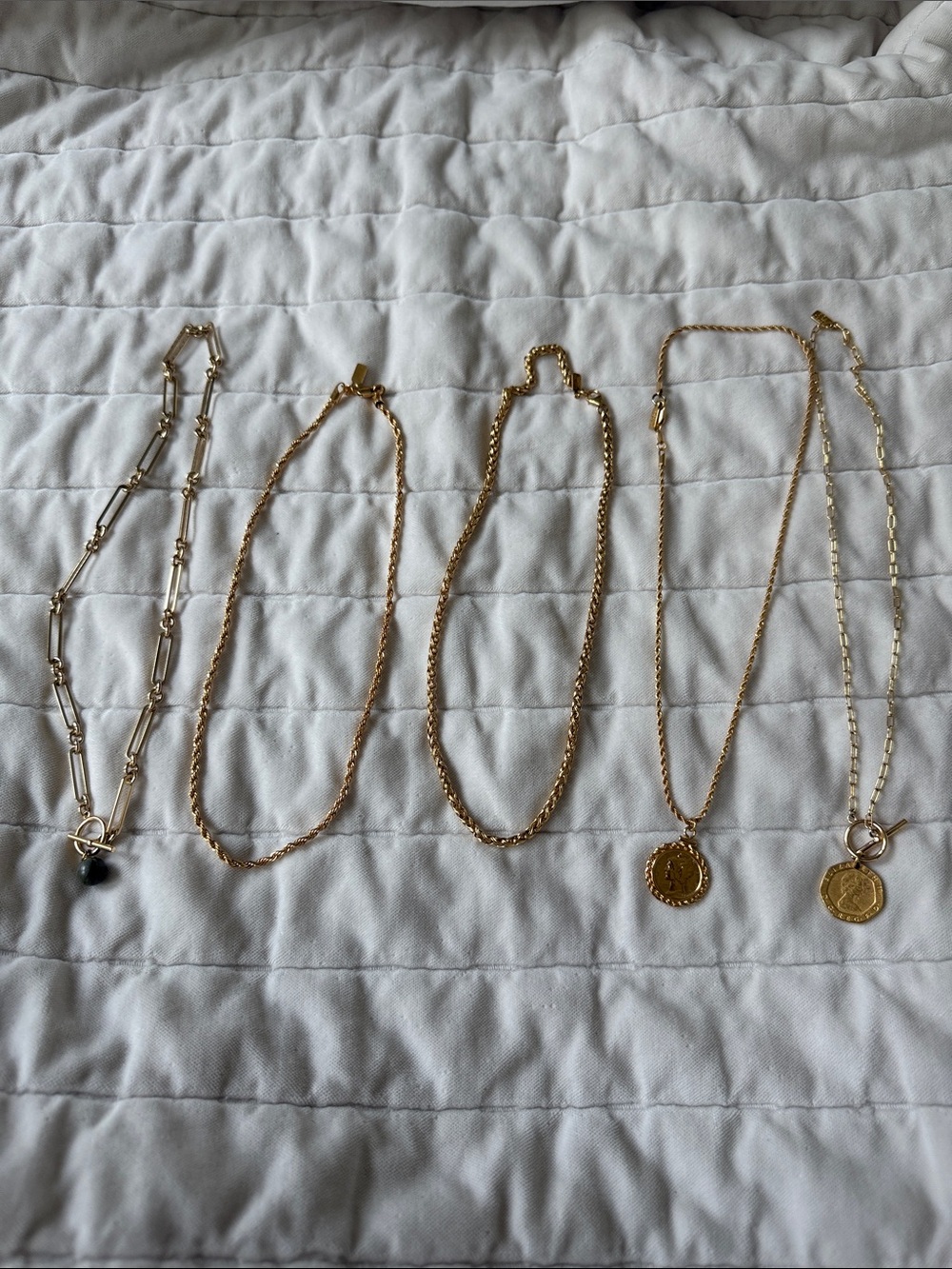 Electric Pick Layered Necklace Set - 5-Piece Women’s Jewelry Collection